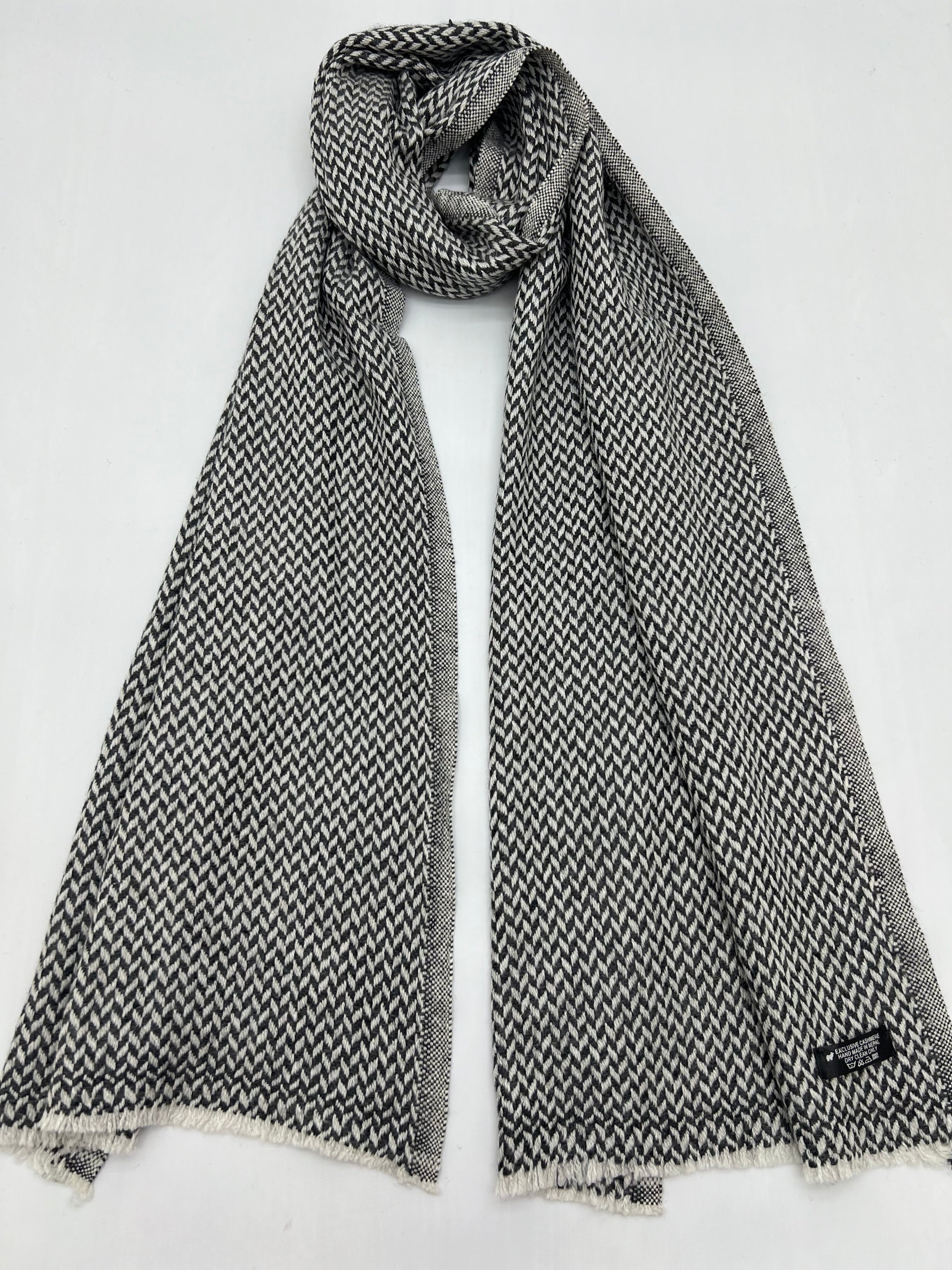 Cashmere>Muffler – NURBU INC