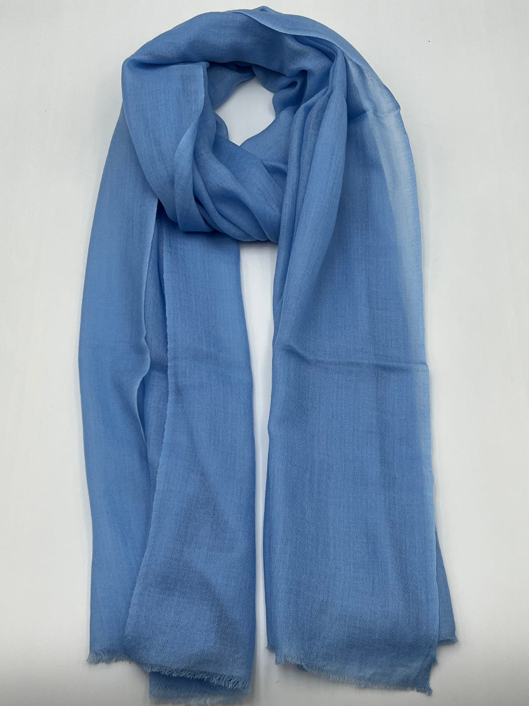 200 count plain scarf (Blue) 200C28